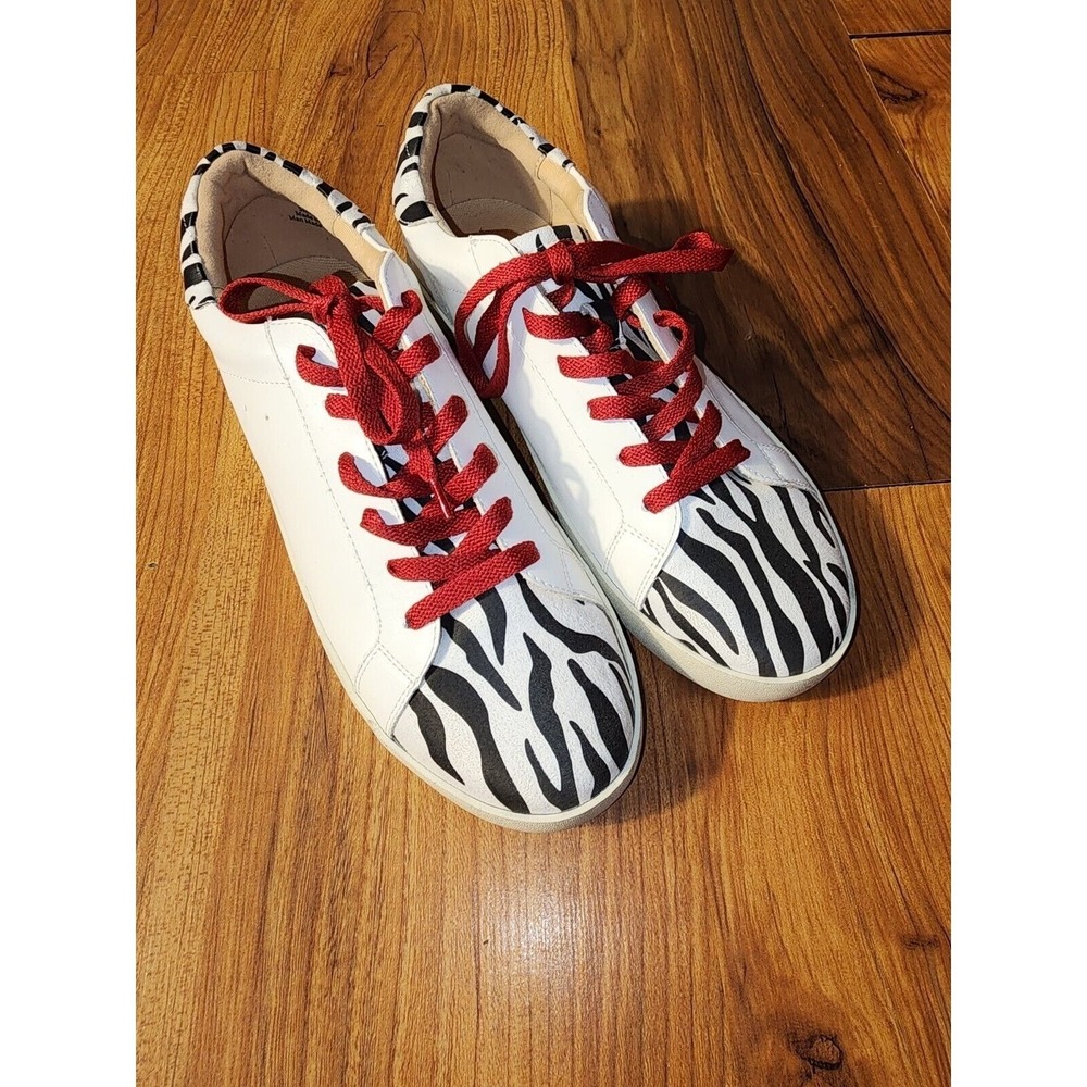 Journee Collection Erica Womens Size 11 Sneakers White Vegan Leather Zebra